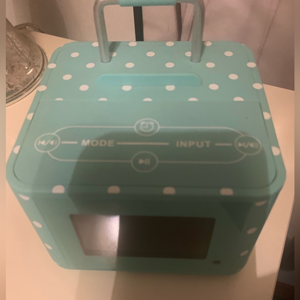 Pottery barn teen Teele alarm clock used once blue tooth as well